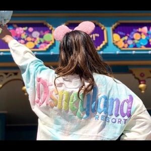 Disneyland spirit Jersey xs can fit up to medium since oversized